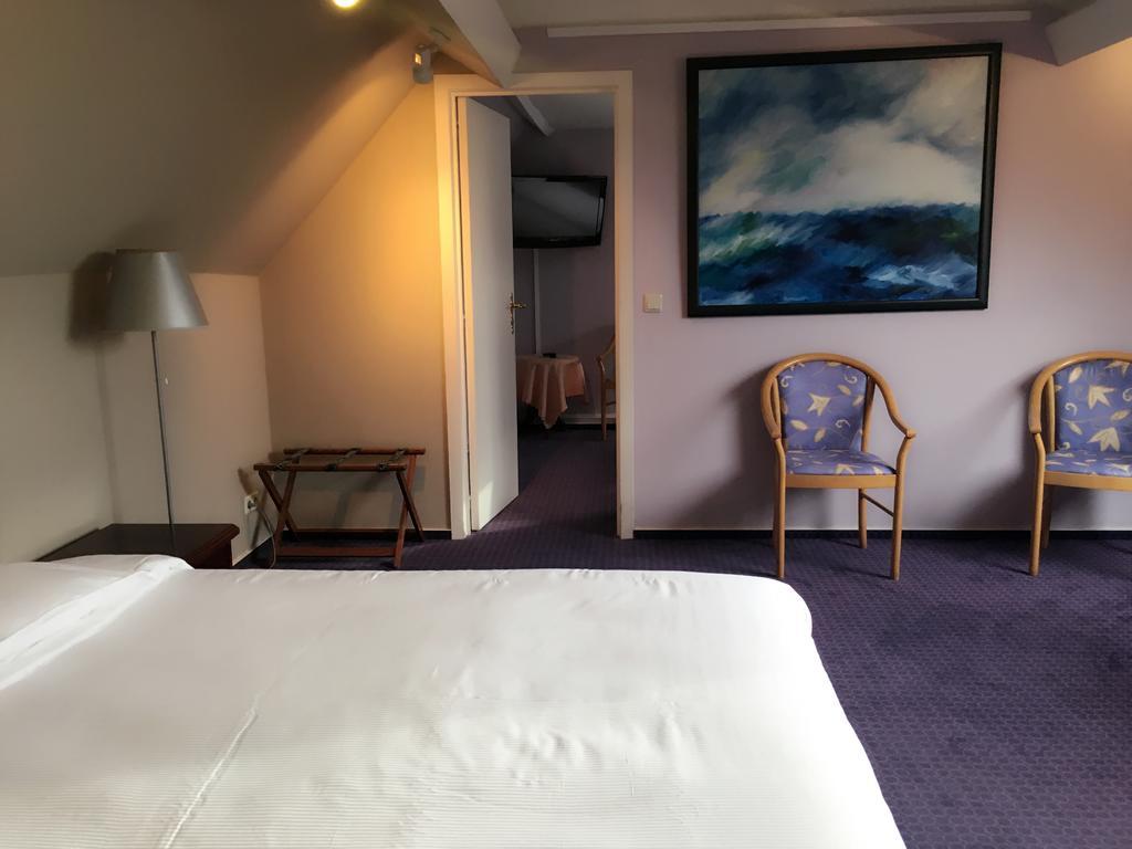 Hotel Claridge บลังเคนเบอร์เก ภายนอก รูปภาพ