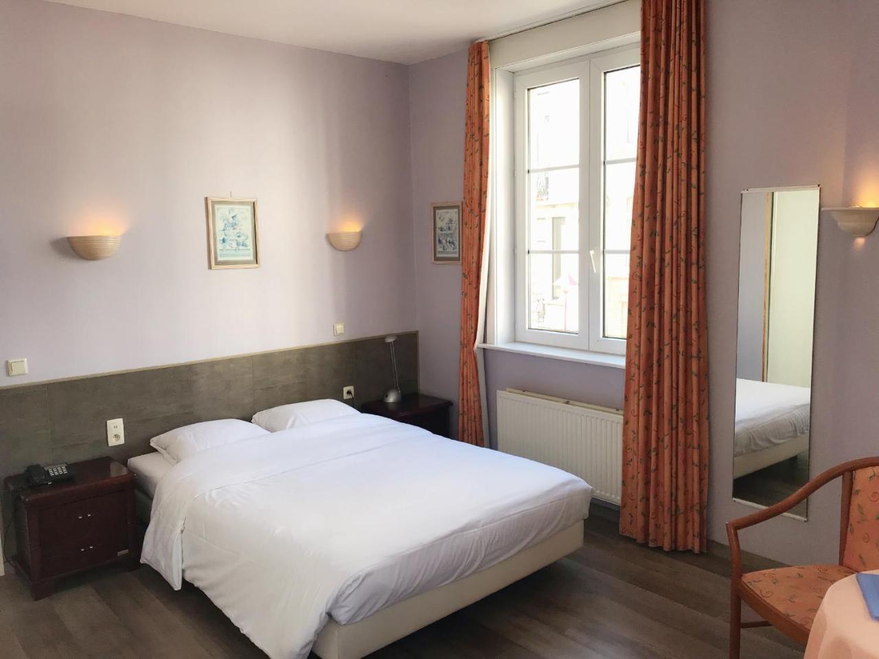 Hotel Claridge บลังเคนเบอร์เก ภายนอก รูปภาพ